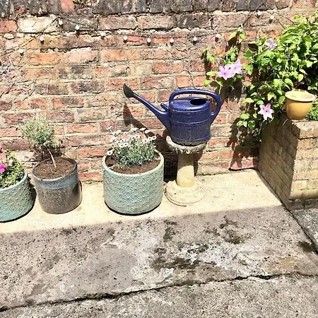 Gorgeous 2 Bed Holiday Near Central *